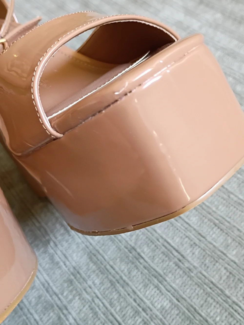 Forever 21 Nude Patent Leather Platform Heels Ankle Strap Block Heel Size 9